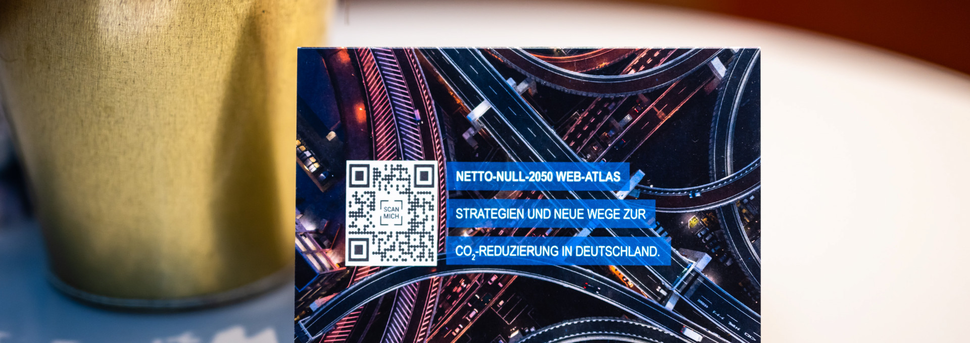 Postkarte mit Links zur Veröffentlichung des Webatlas`