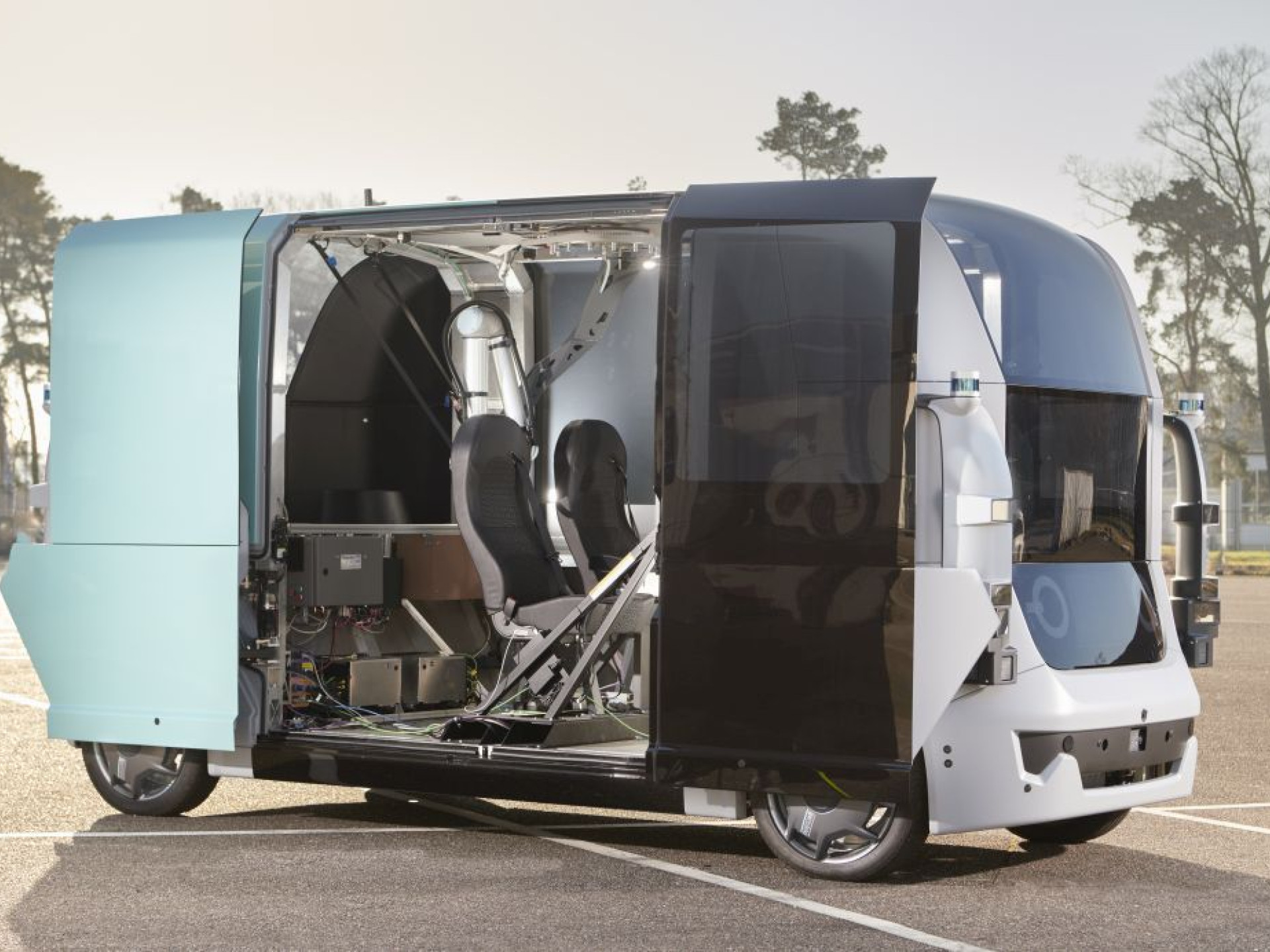 Das KIT-Zentrum Mobilitätssysteme erforscht Lösungen für eine „Seamless Mobility“, bei der öffentliche, private und kommerzielle Mobilitätsanbieter aufeinander abgestimmt werden.