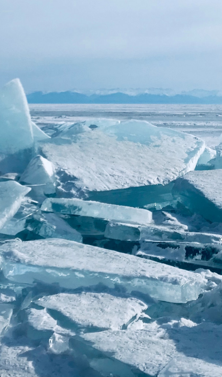 Sich auftürmende Eisschollen