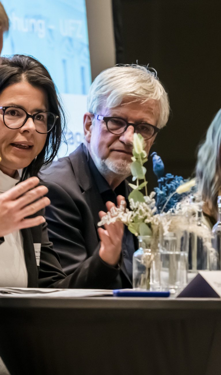 Christian Kuhlicke, Katrin Zschau, Ortwinn Renn, Carolin Süß, Johannes Orphal