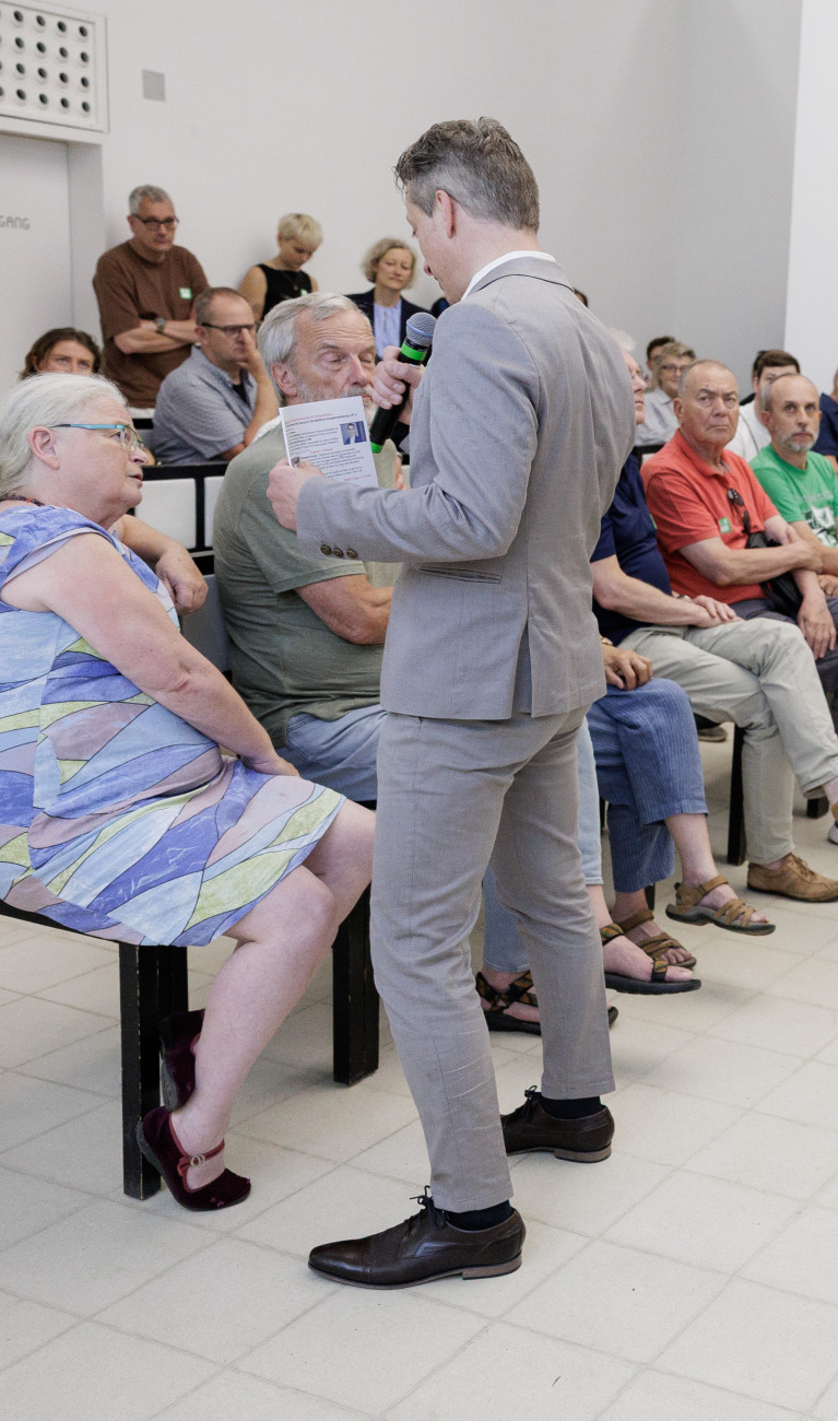Publikum einer Unterhausdebatte