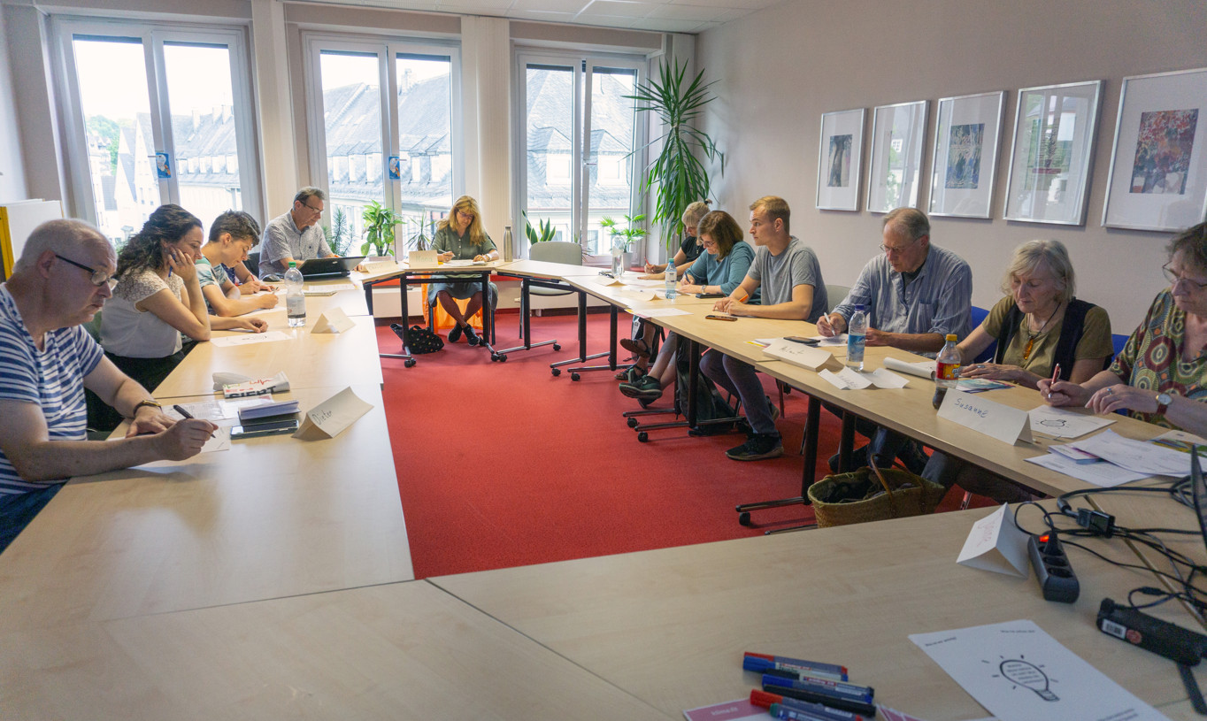 Teilnehmer:innen des klimafit-Kurses an der vhs Siegen am 15. Juni 2023