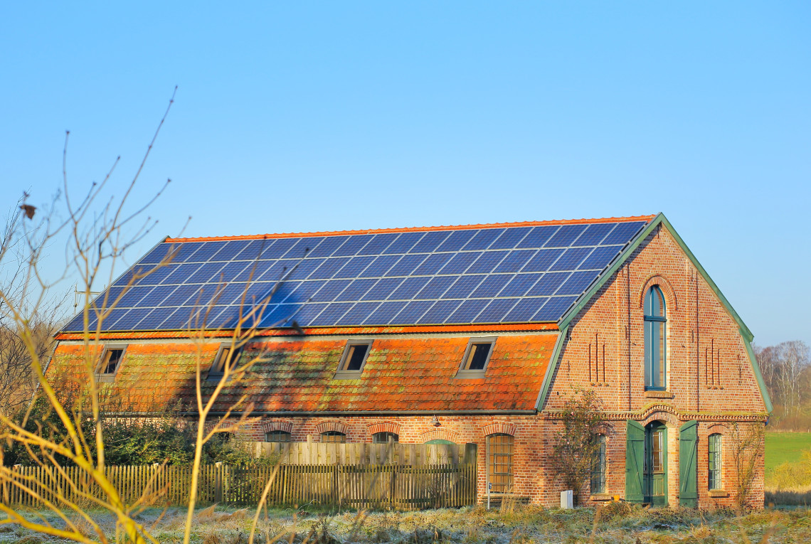 werkintegrierte Photovoltaik auf denkmalgeschütztem Gebäude