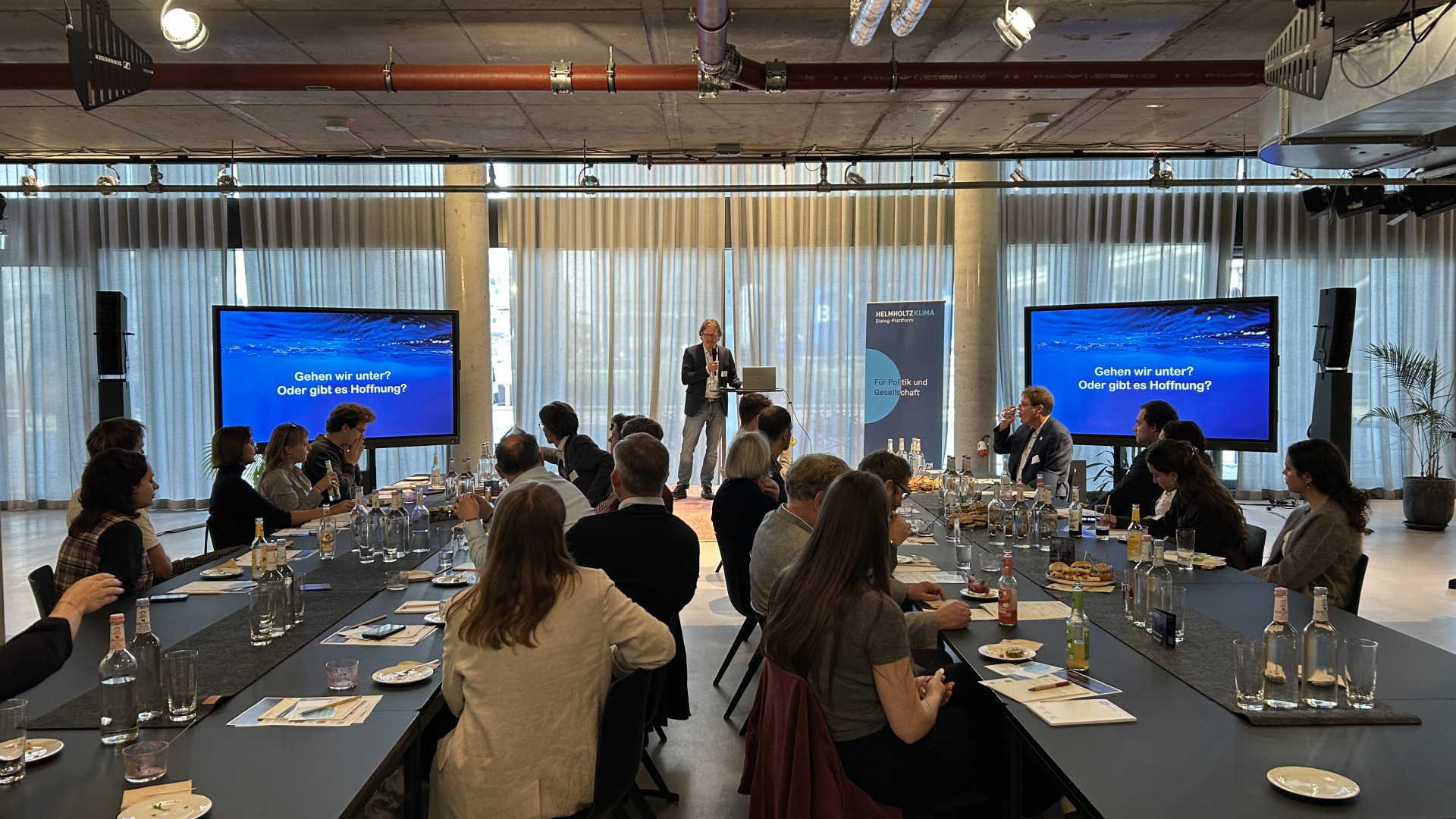 Voller Raum beim KLIMA Lunch